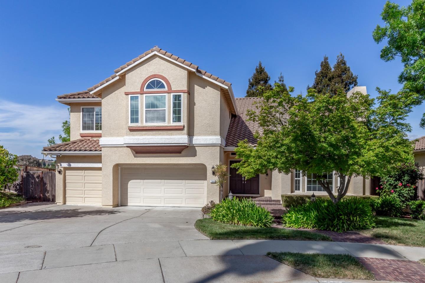 Neighborhood Neighborhood-25