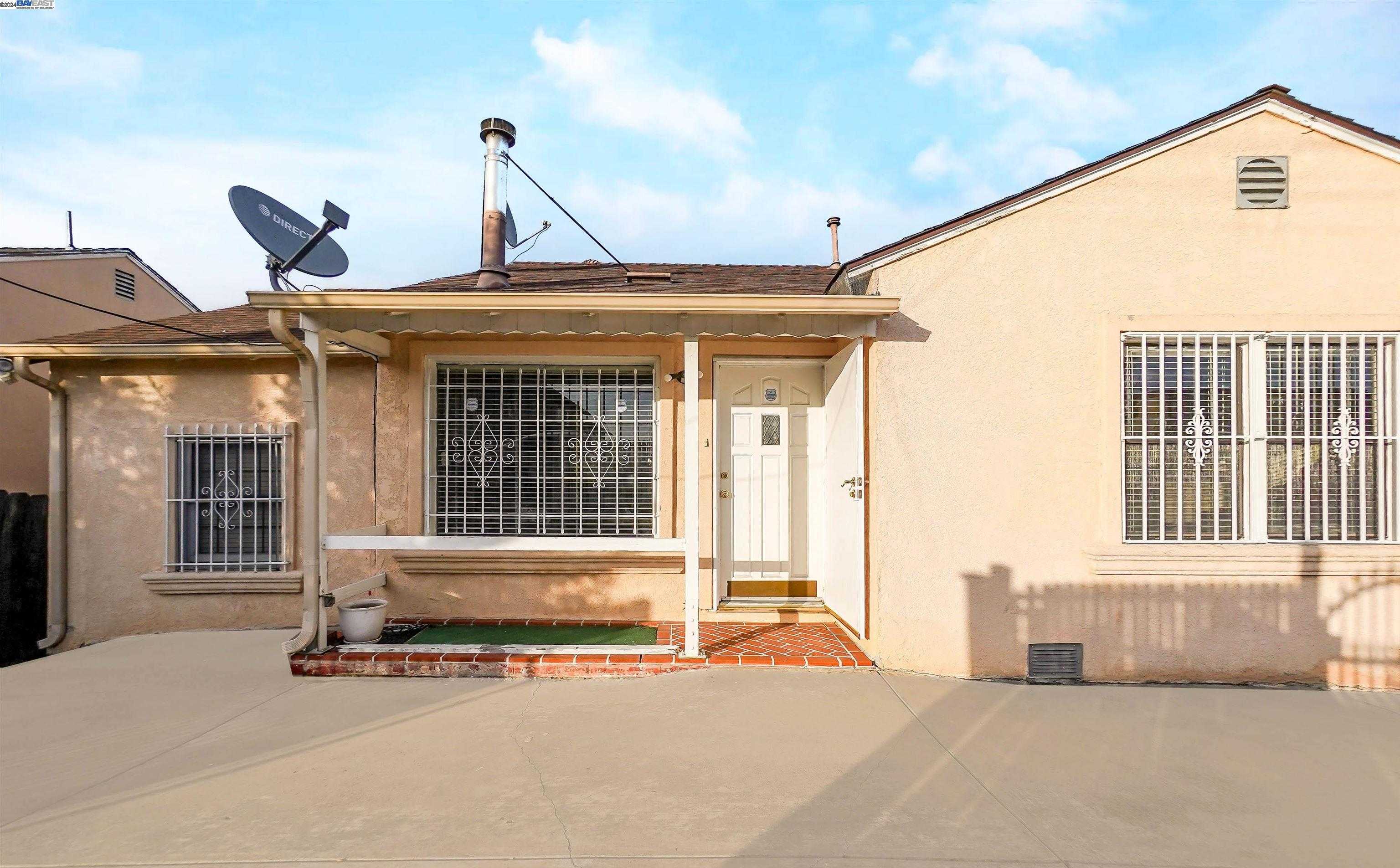 Neighborhood Neighborhood-7