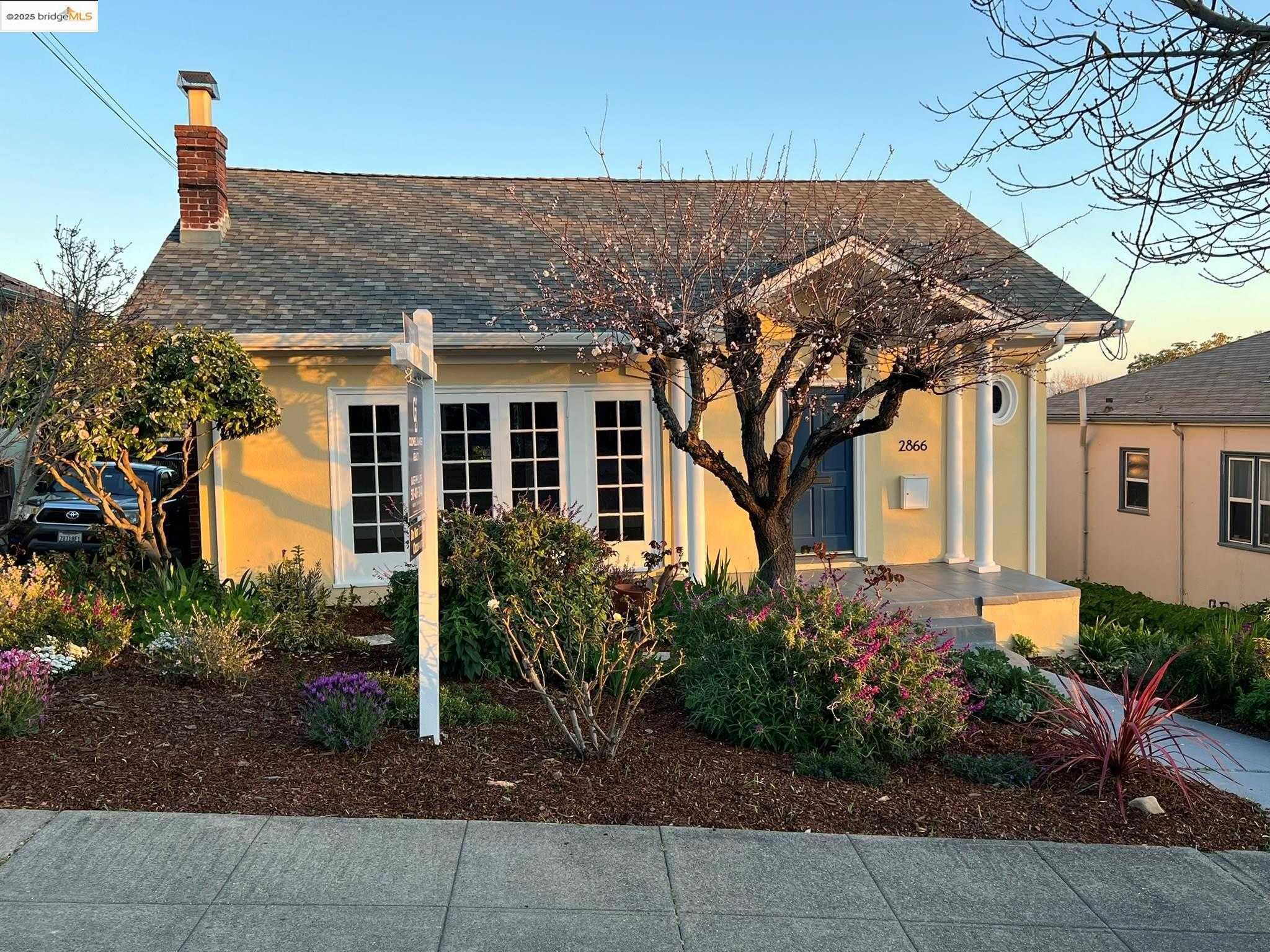 Neighborhood Neighborhood-25