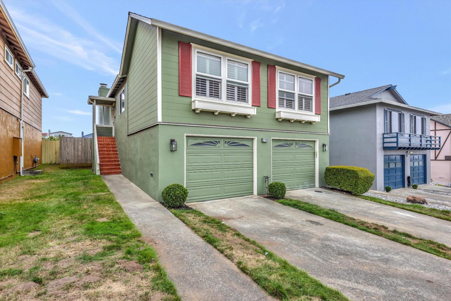 Neighborhood Neighborhood-4