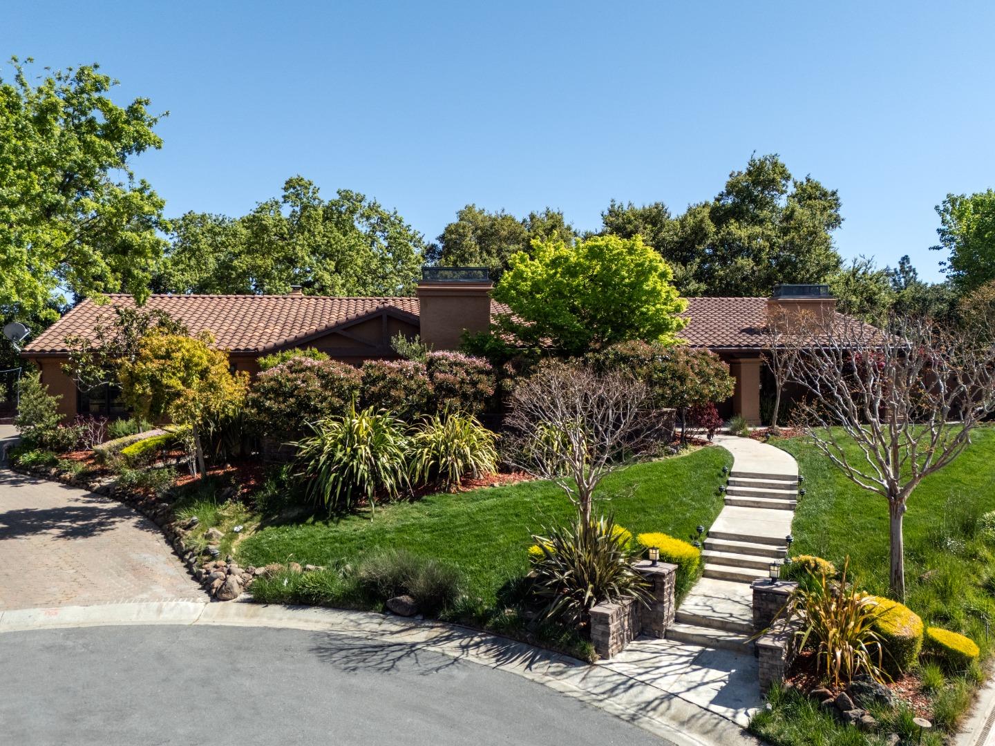 Neighborhood Neighborhood-5