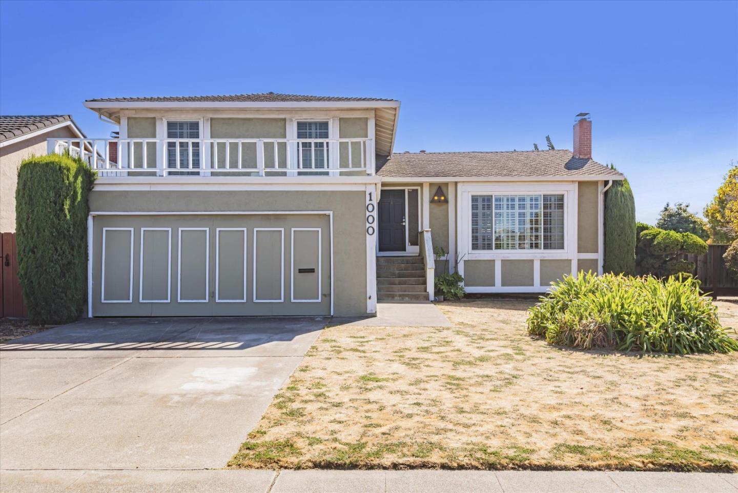 Neighborhood Neighborhood-10