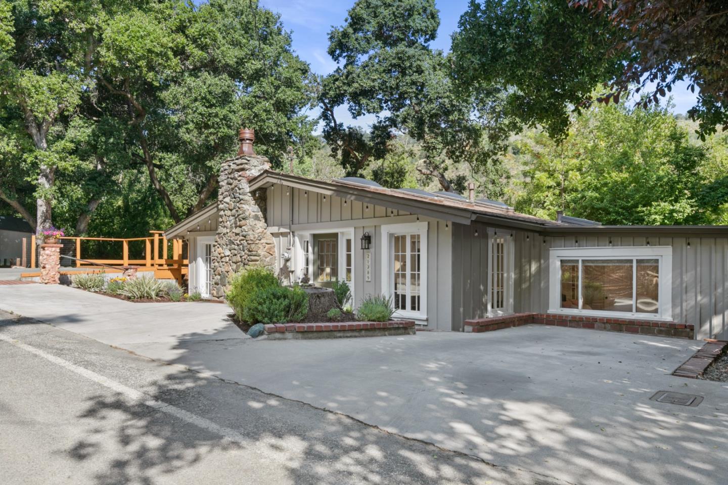 Neighborhood Neighborhood-71