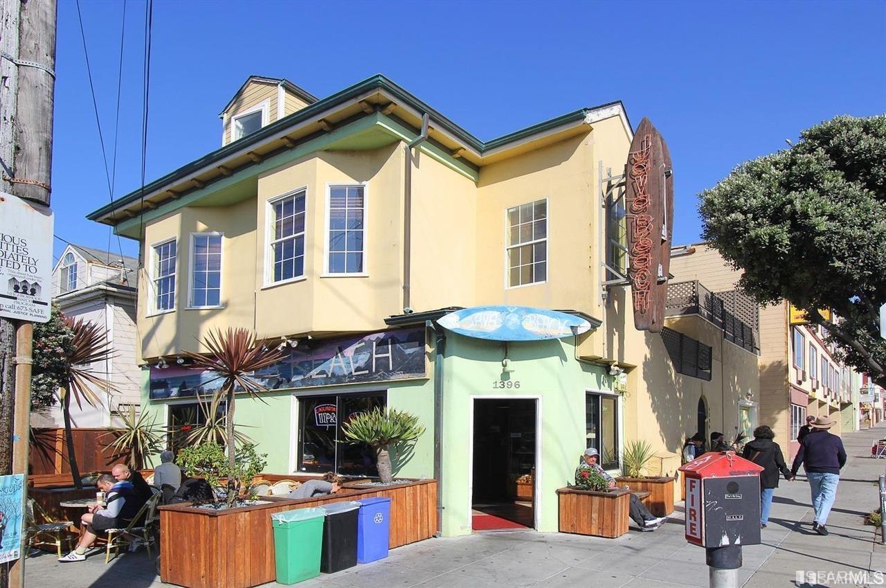 Neighborhood Neighborhood-113