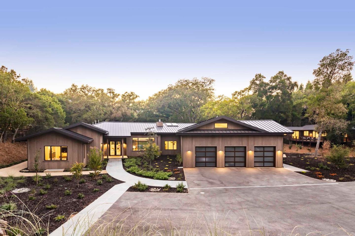 Neighborhood Neighborhood-8