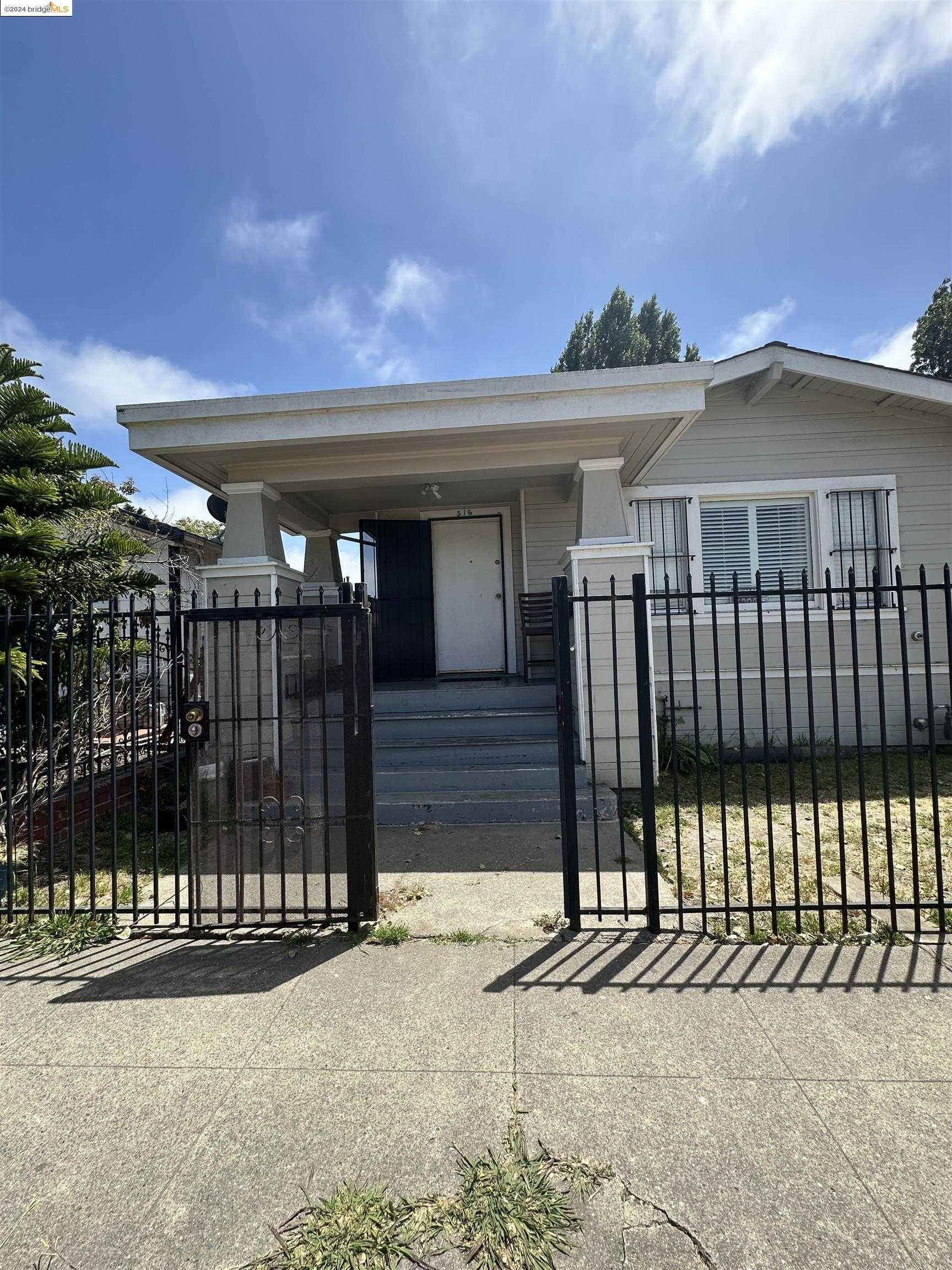 Neighborhood Neighborhood-18