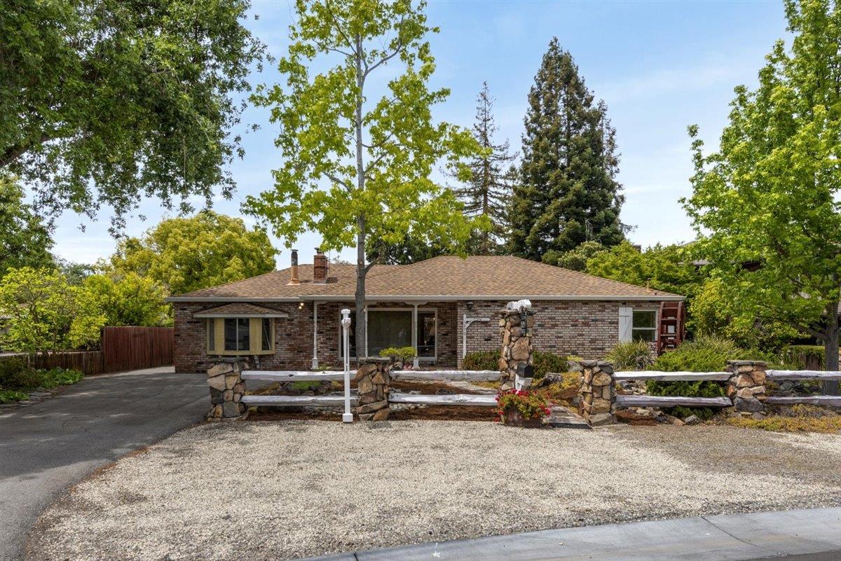 Neighborhood Neighborhood-34