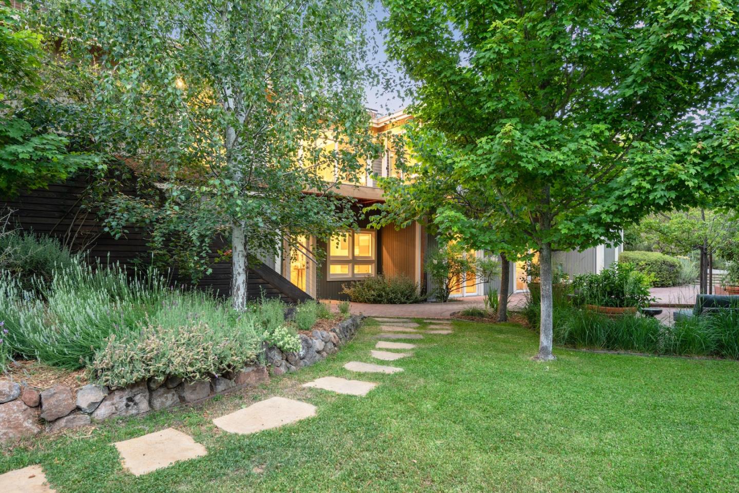 Neighborhood Neighborhood-21