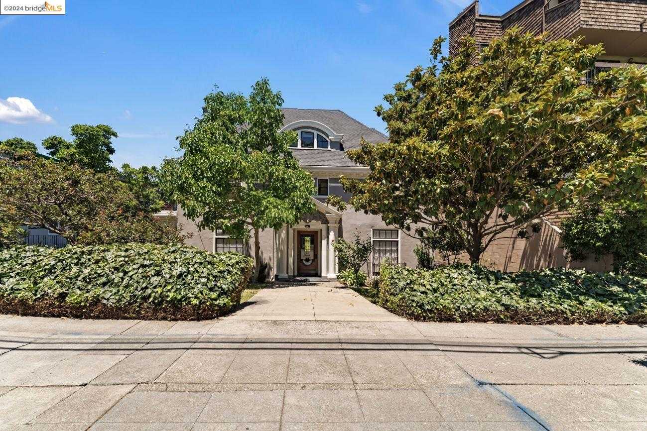 Neighborhood Neighborhood-29