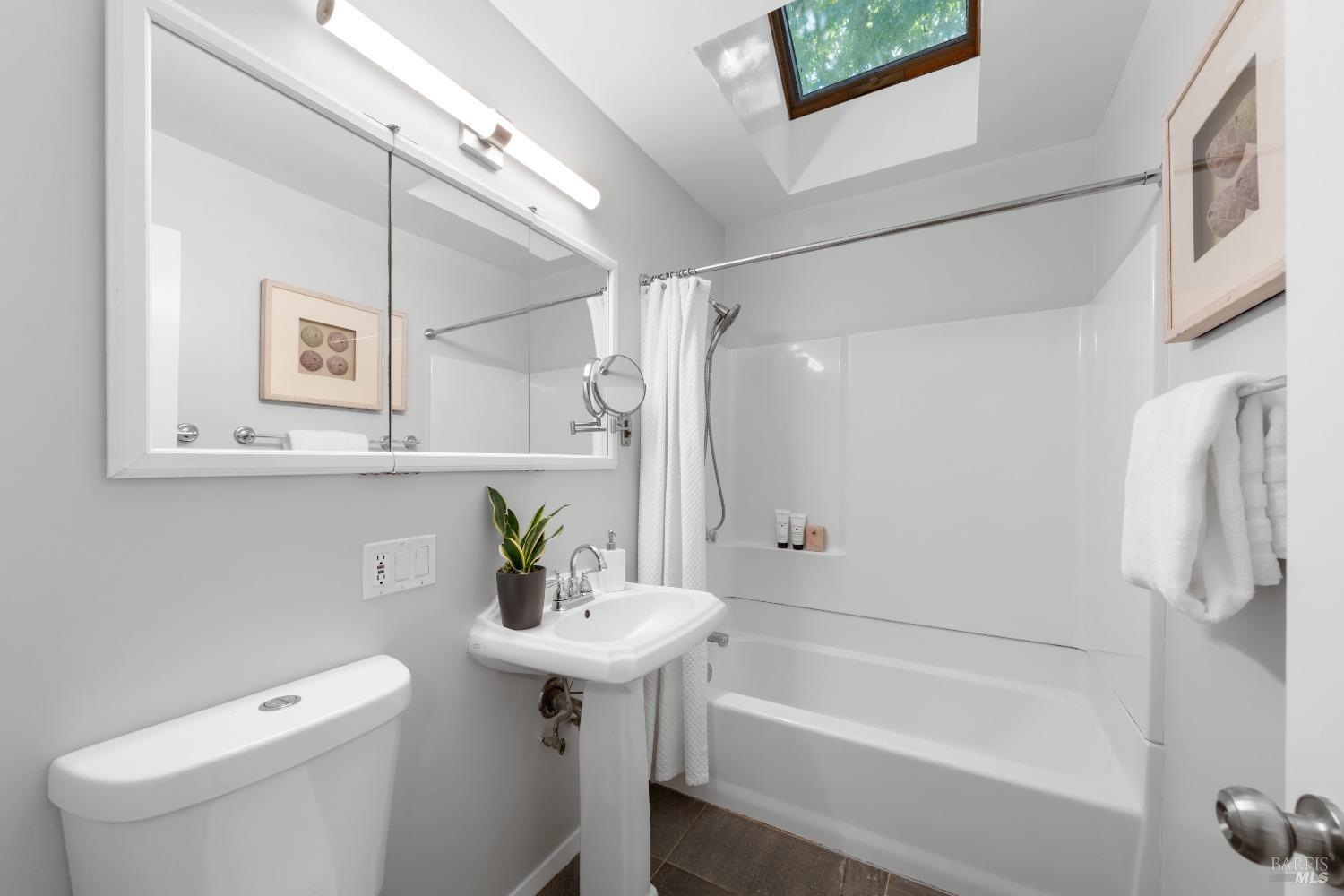 Neighborhood Neighborhood-3