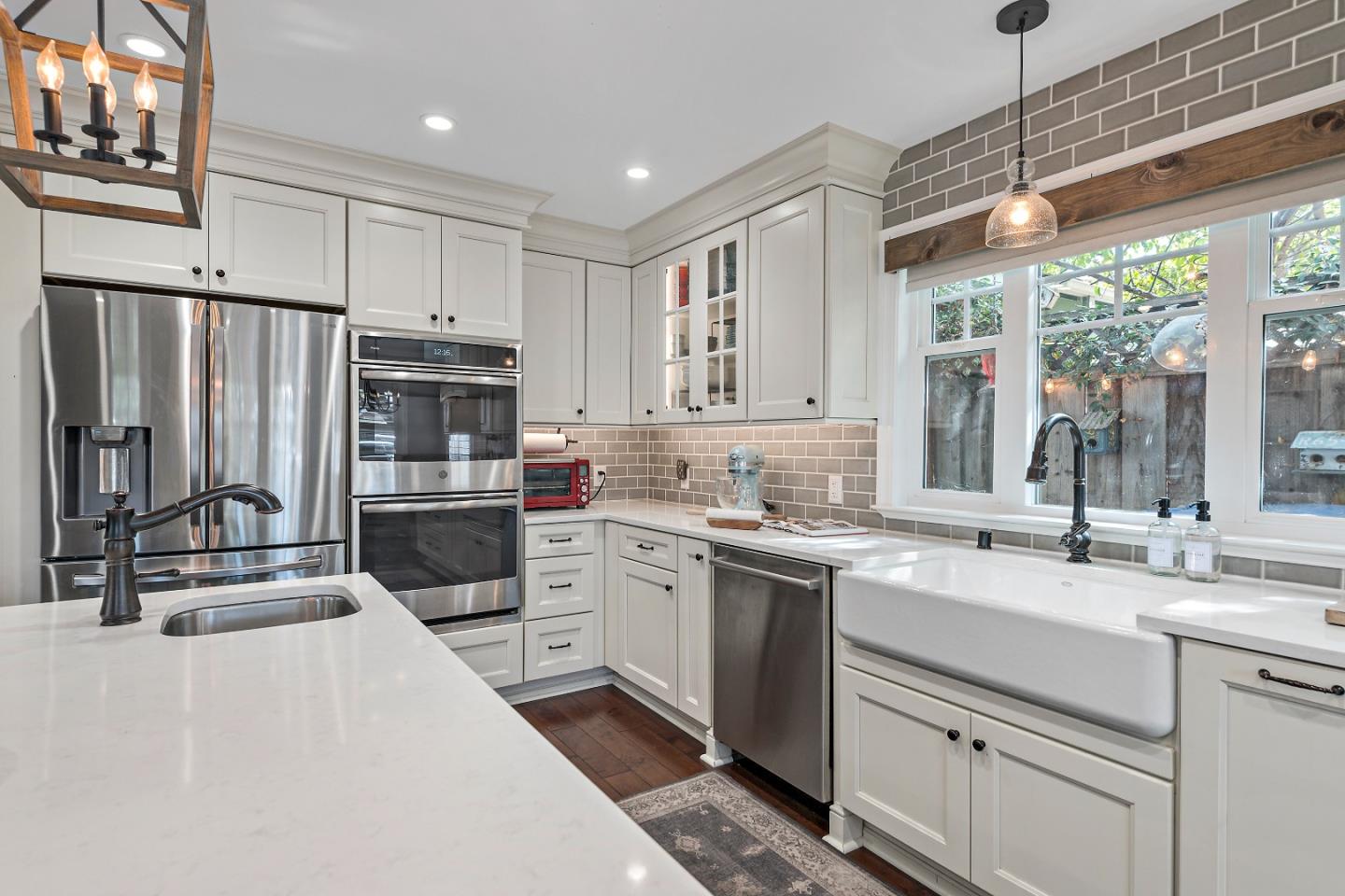 Neighborhood Neighborhood-65