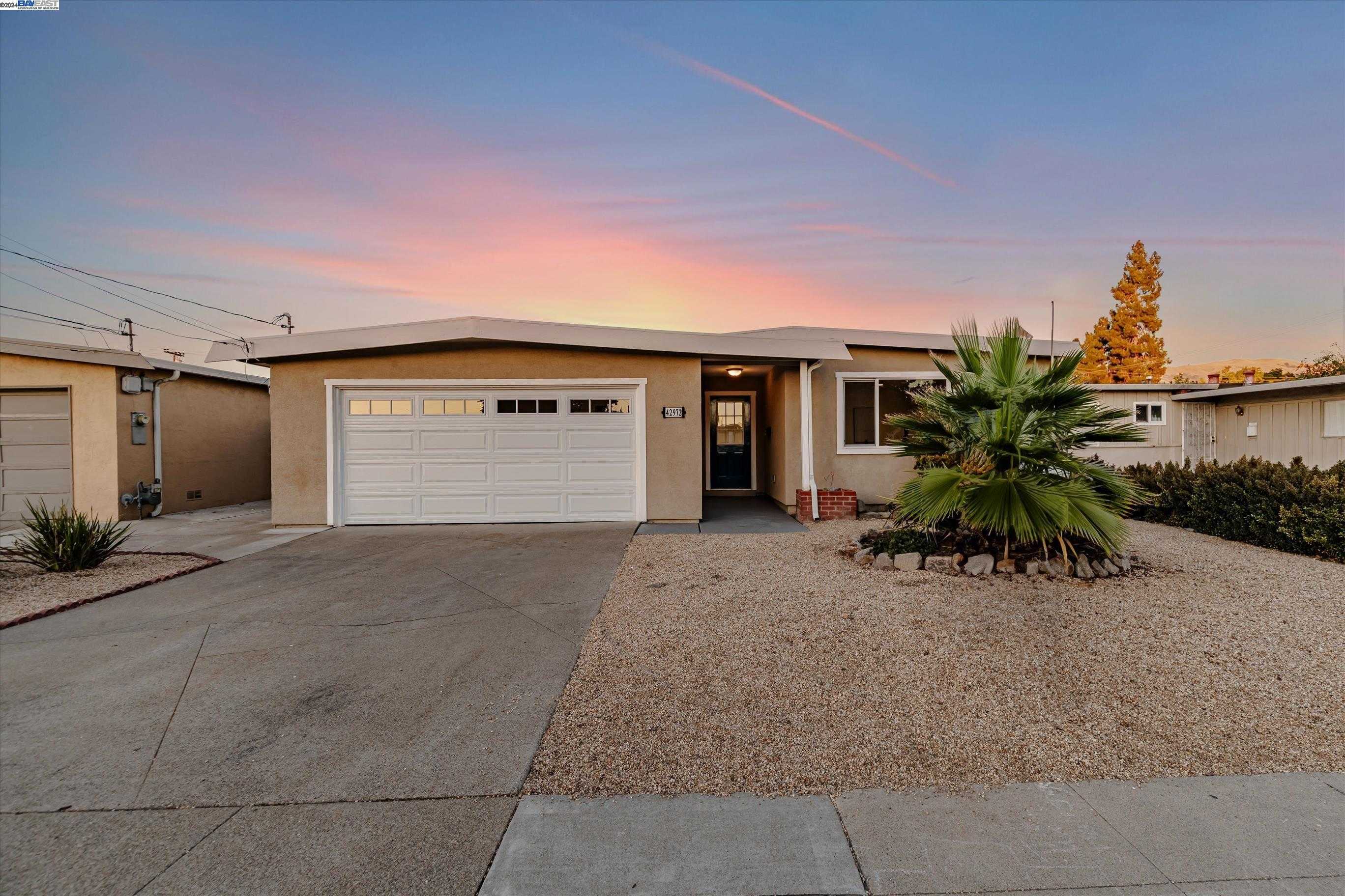 Neighborhood Neighborhood-5