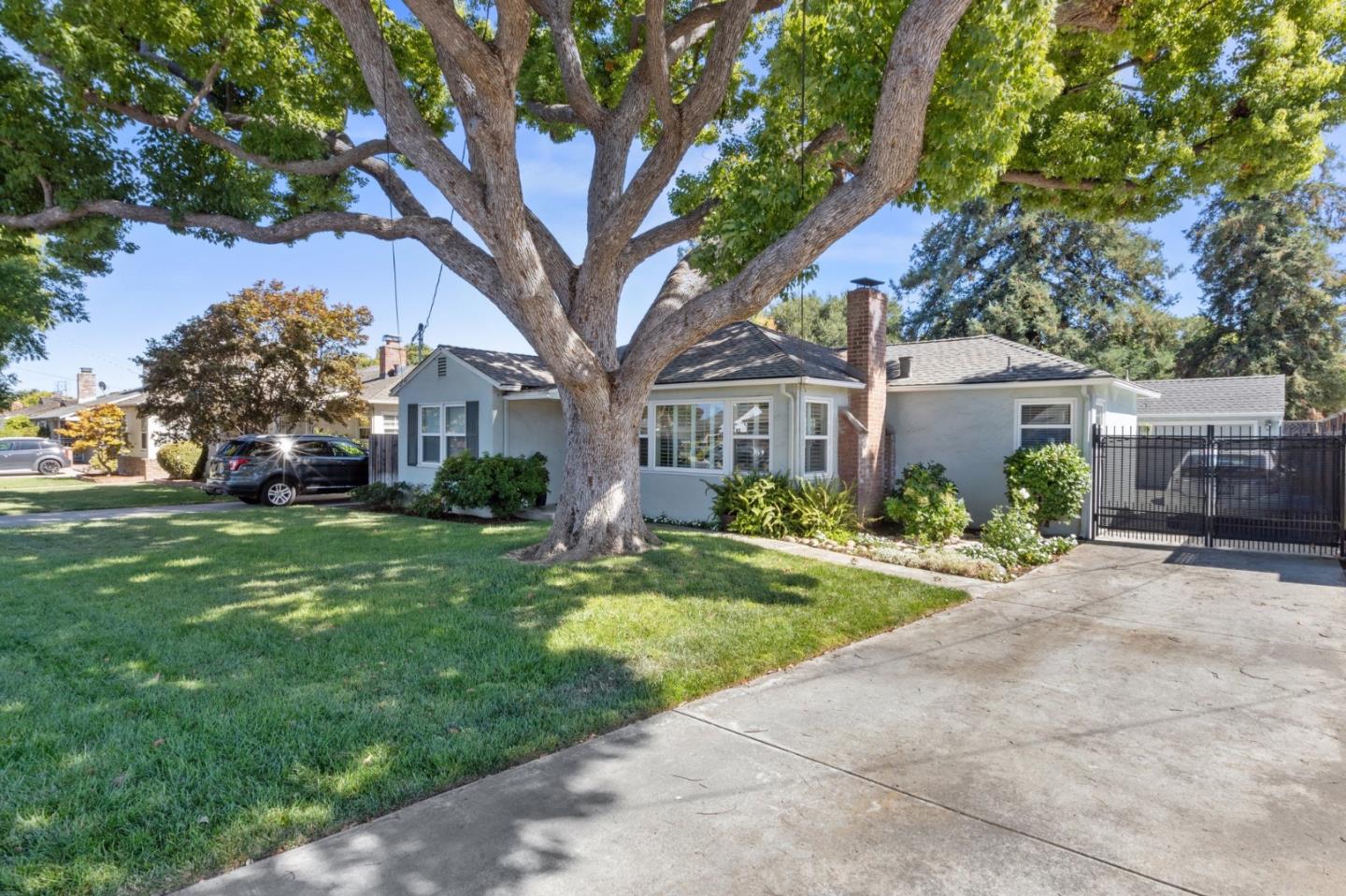 Neighborhood Neighborhood-19