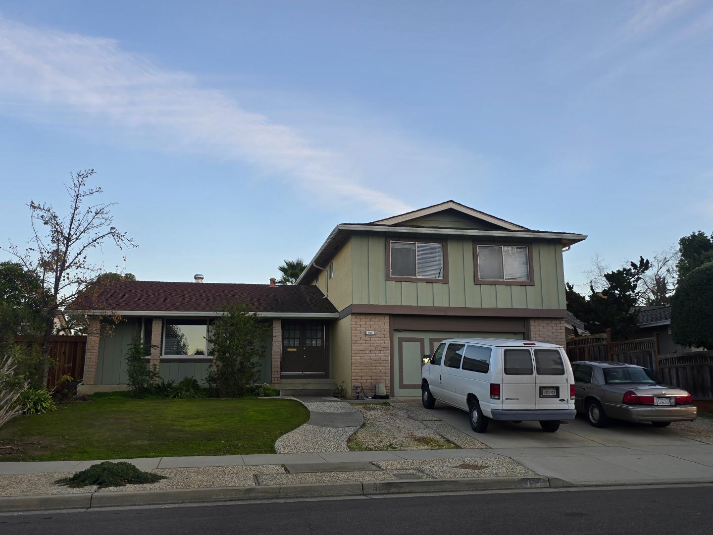 Neighborhood Neighborhood-108