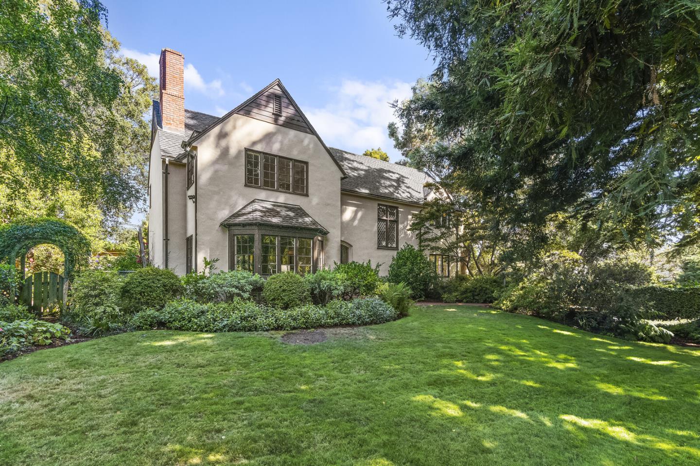 Neighborhood Neighborhood-17