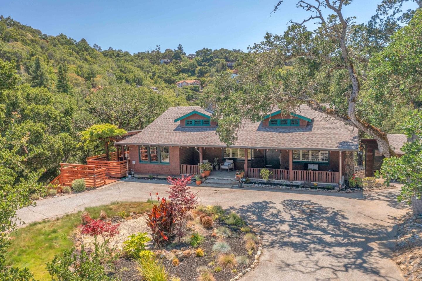 Neighborhood Neighborhood-34