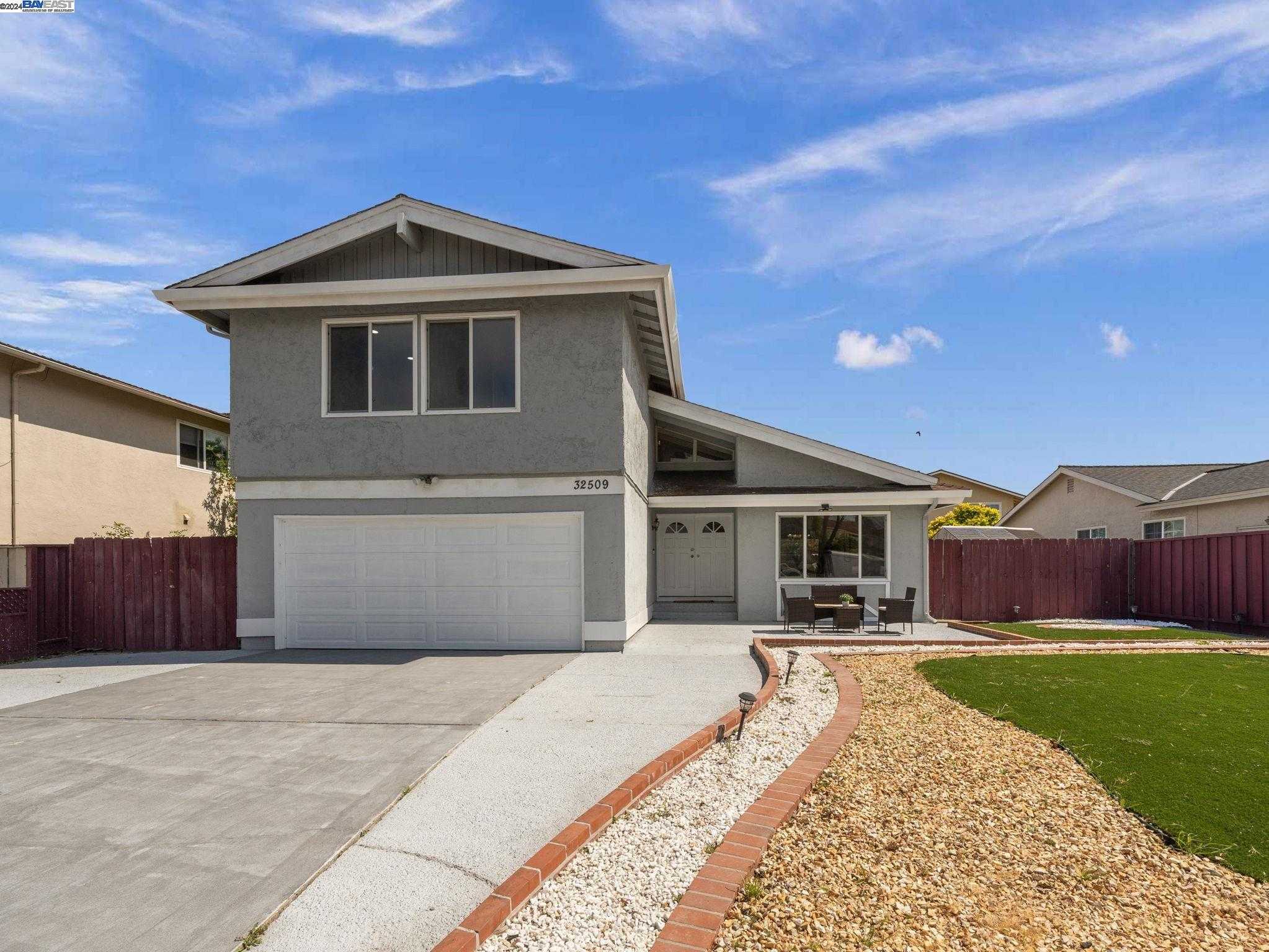 Neighborhood Neighborhood-1