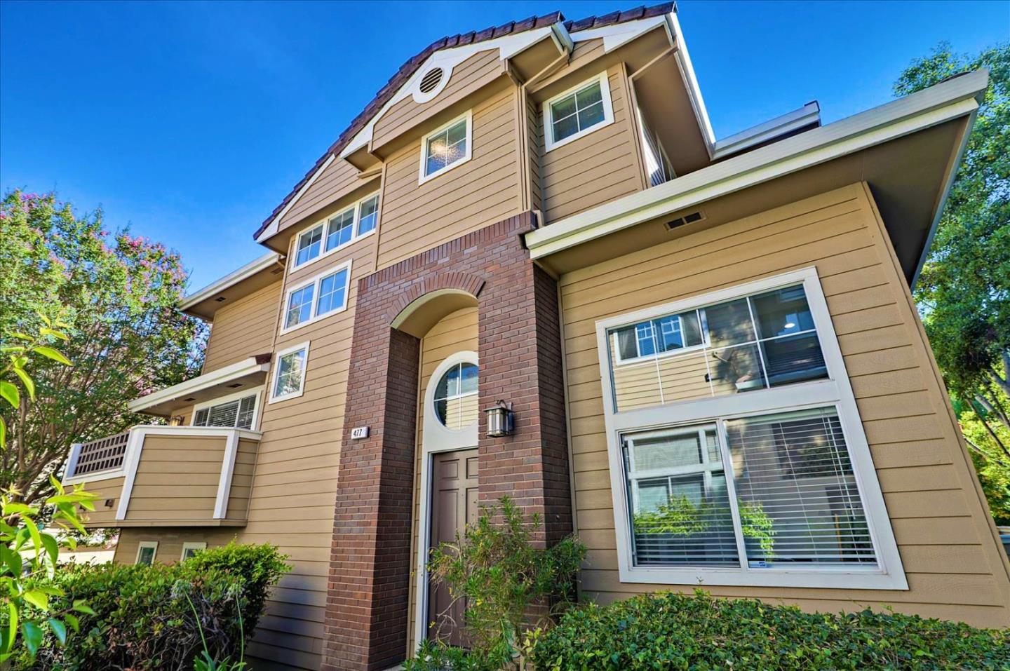 Neighborhood Neighborhood-19