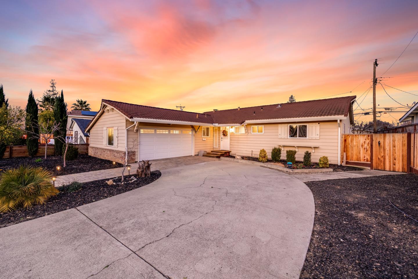 Neighborhood Neighborhood-36