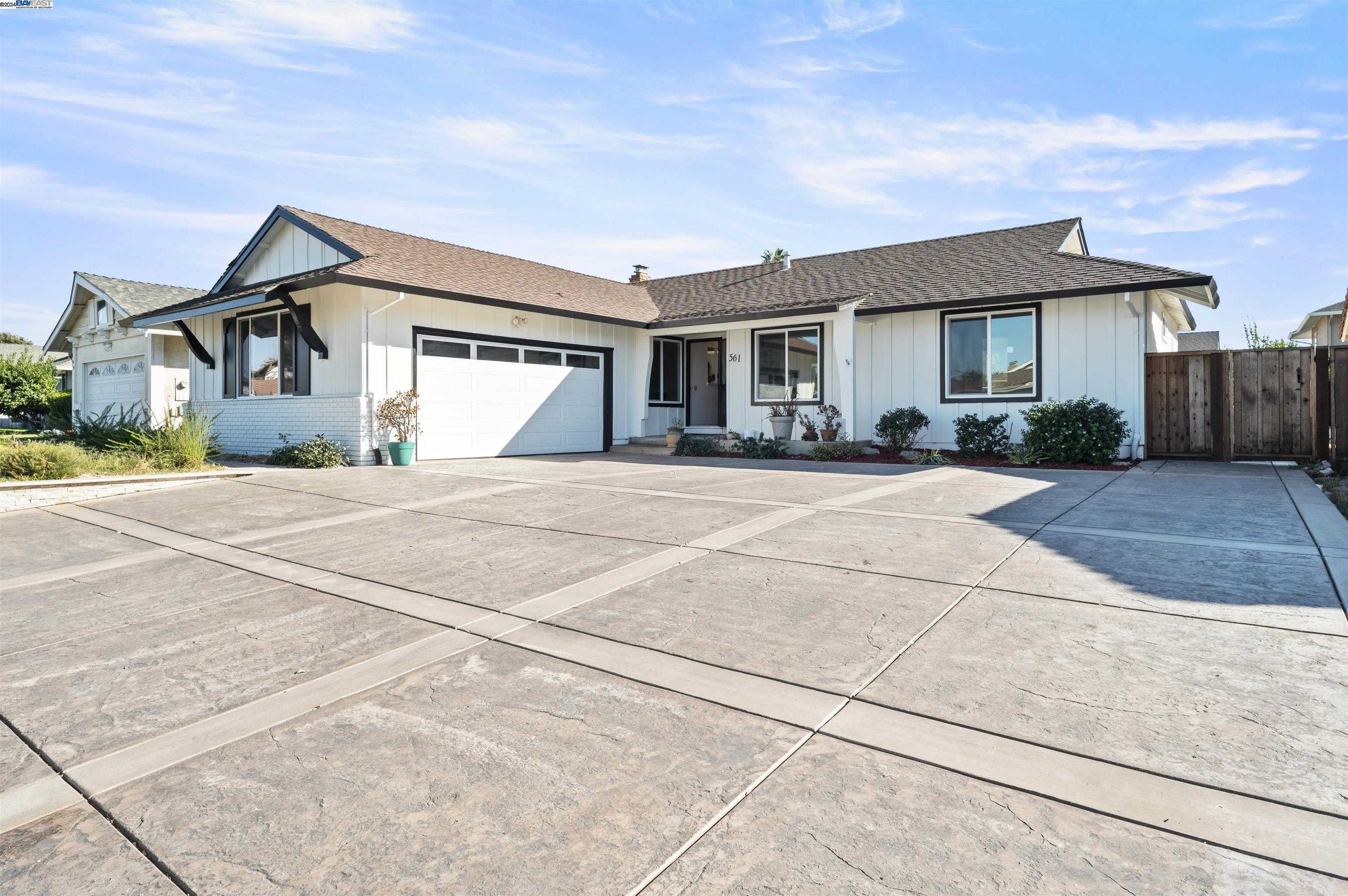 Neighborhood Neighborhood-35