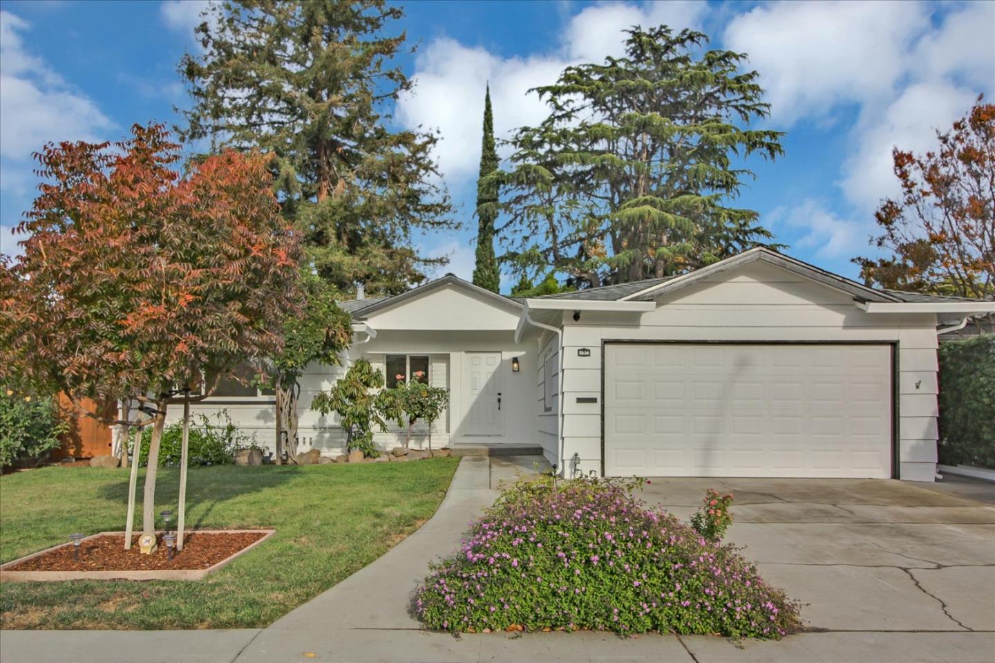 Neighborhood Neighborhood-28