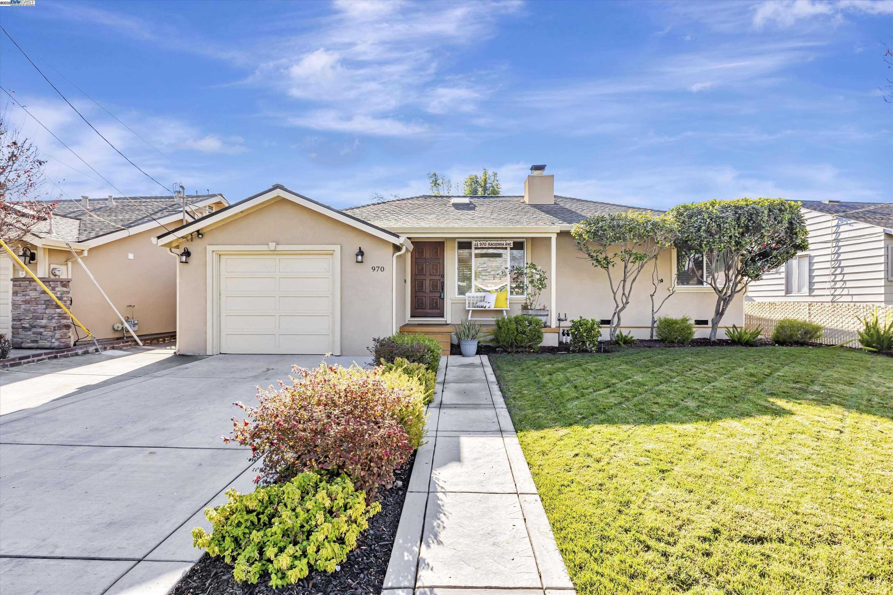 Neighborhood Neighborhood-102