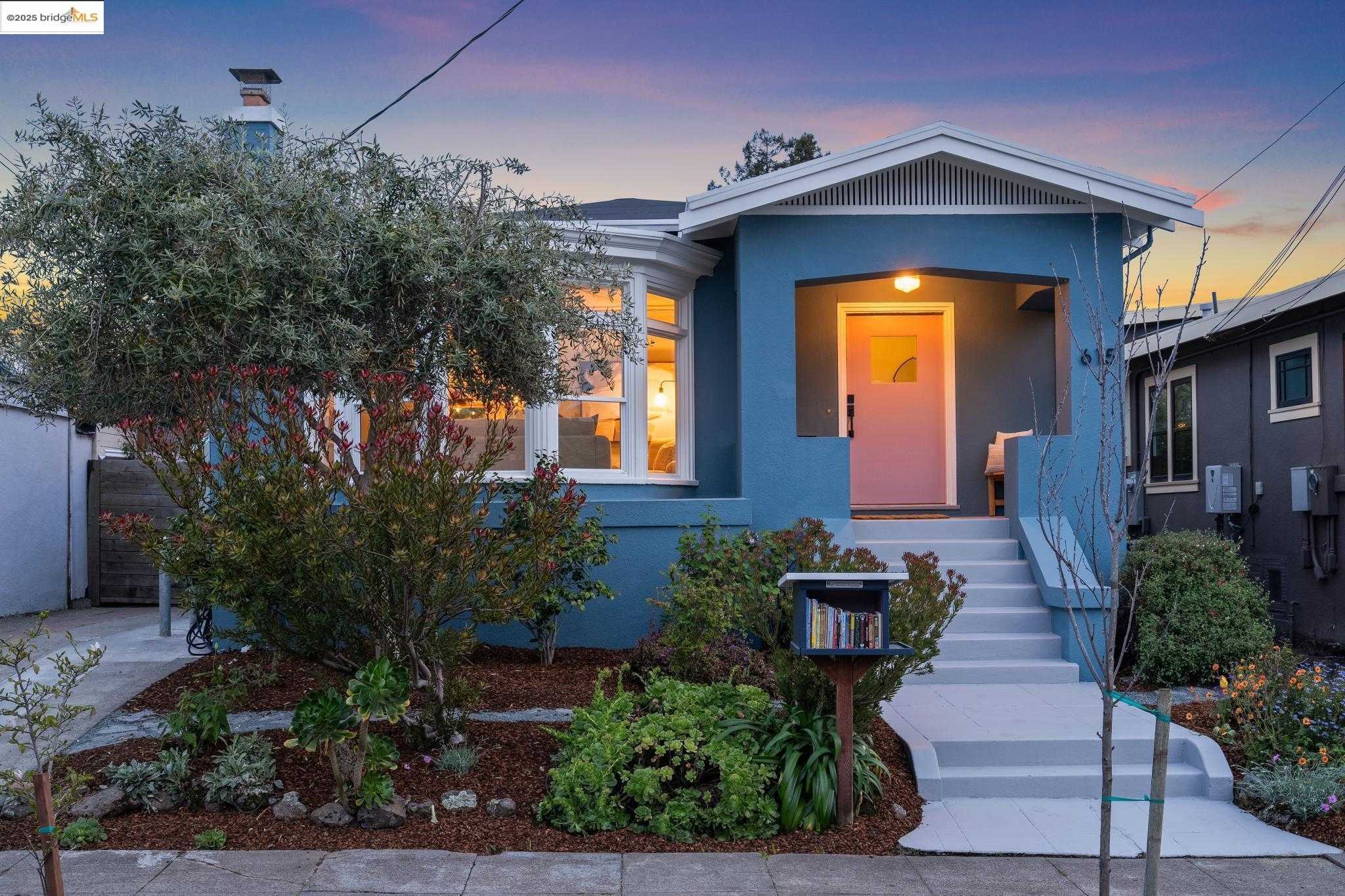 Neighborhood Neighborhood-31