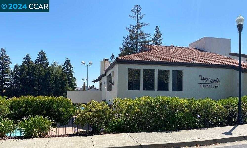 Neighborhood Neighborhood-30