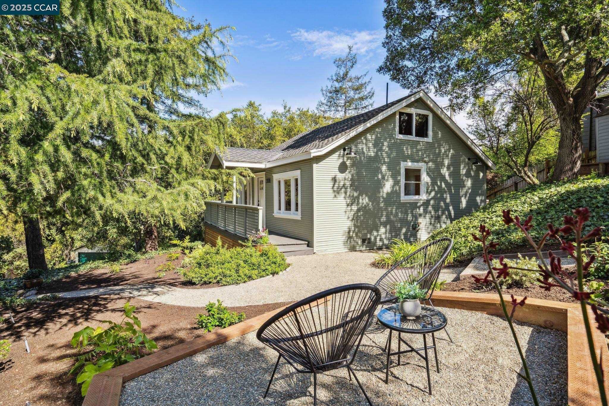 Neighborhood Neighborhood-30