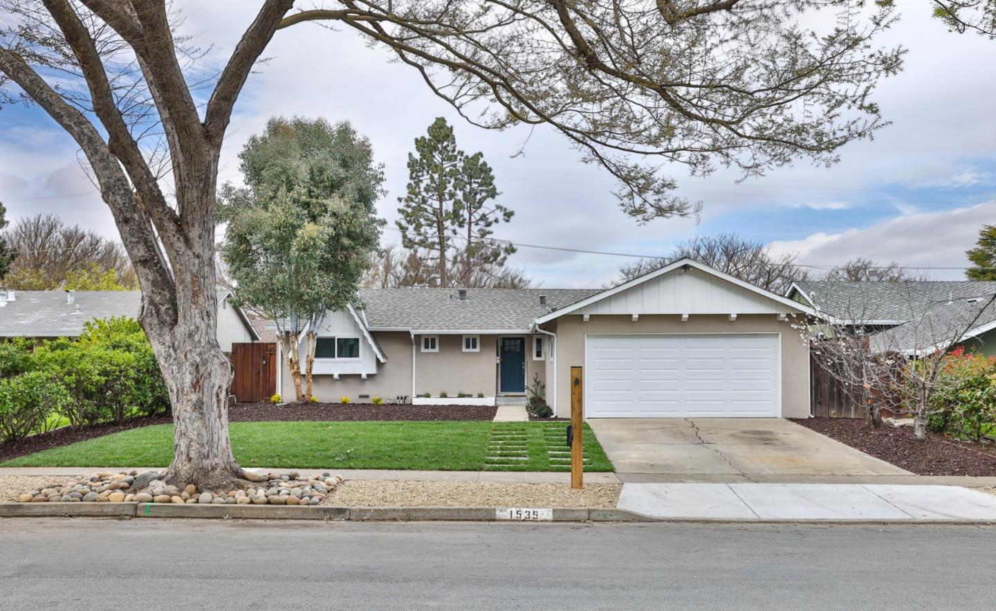 Neighborhood Neighborhood-12