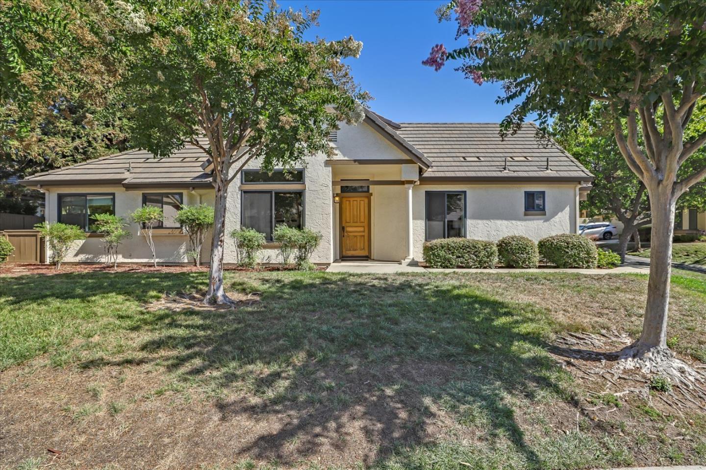 Neighborhood Neighborhood-54