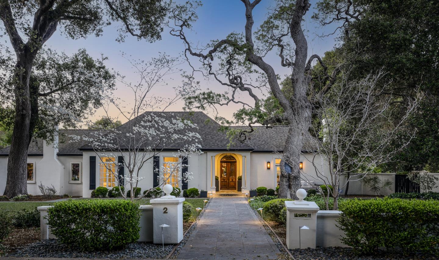 Neighborhood Neighborhood-40