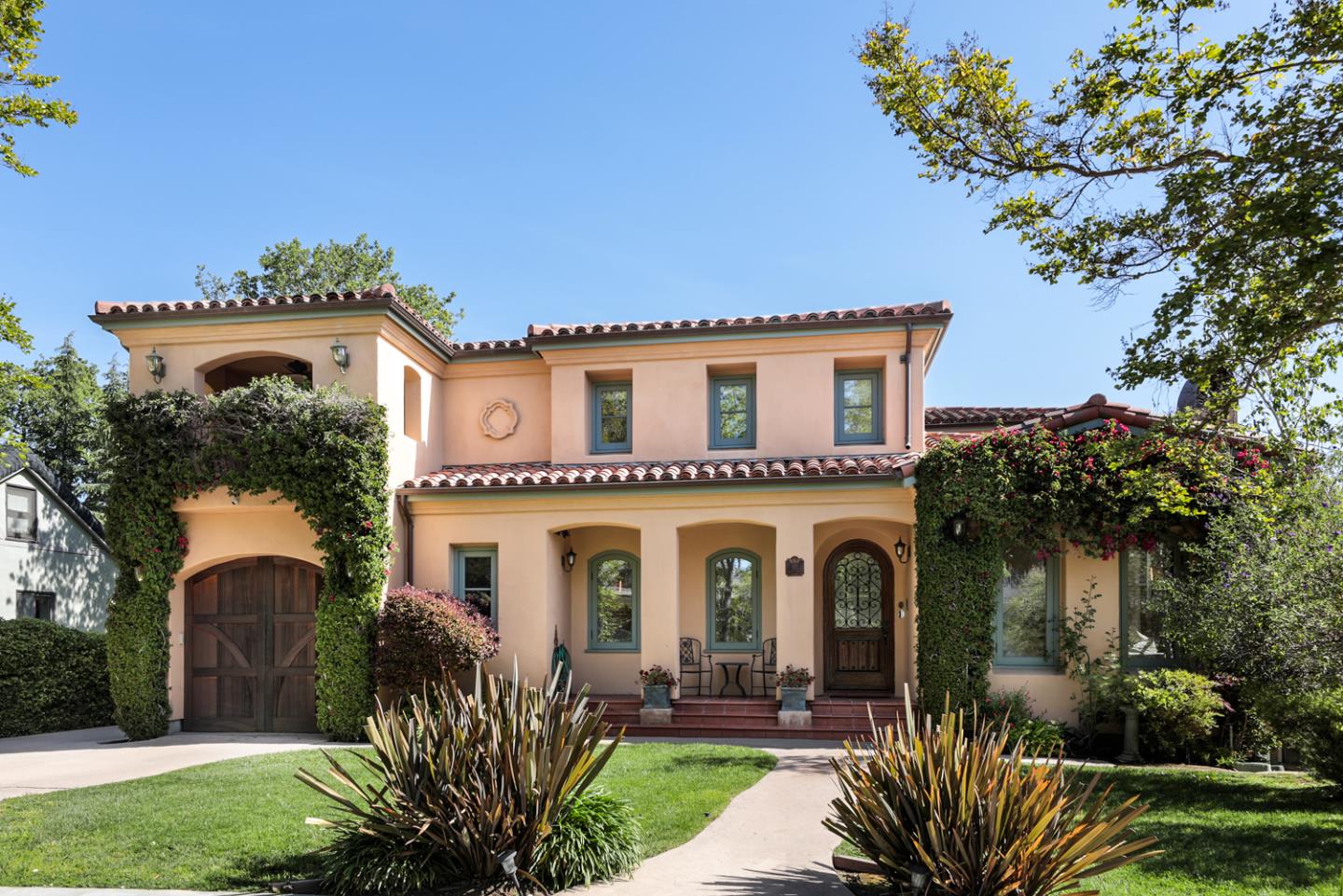 Neighborhood Neighborhood-88