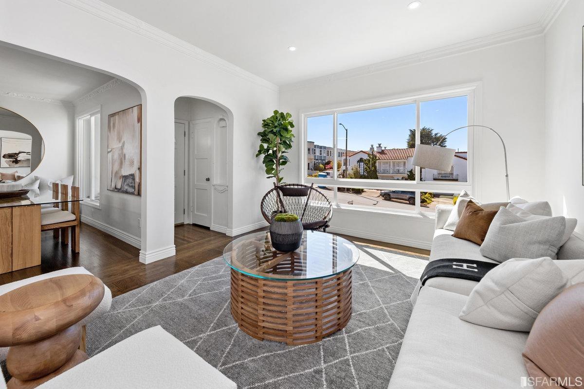 Neighborhood Neighborhood-385