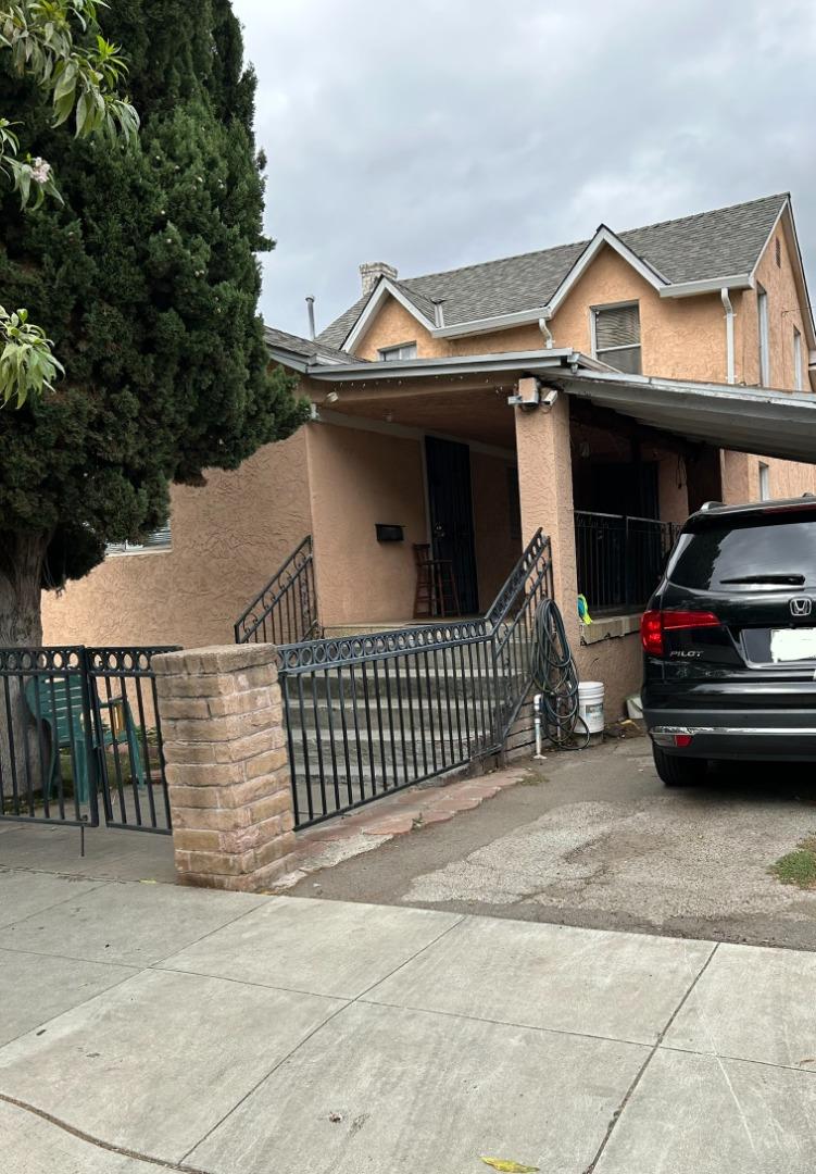 Neighborhood Neighborhood-46