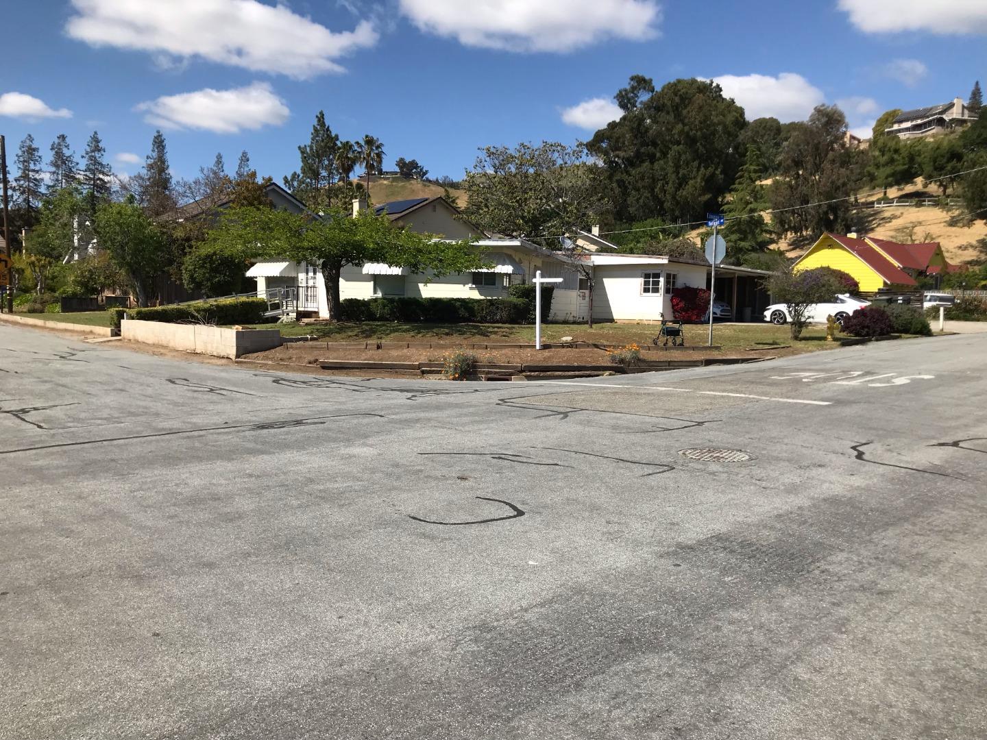 Neighborhood Neighborhood-90