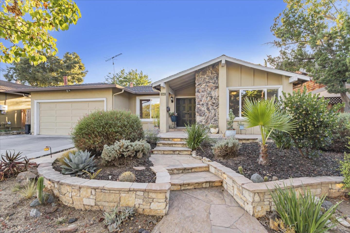 Neighborhood Neighborhood-27