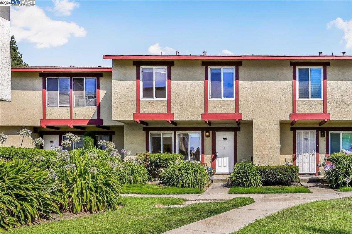 Neighborhood Neighborhood-6