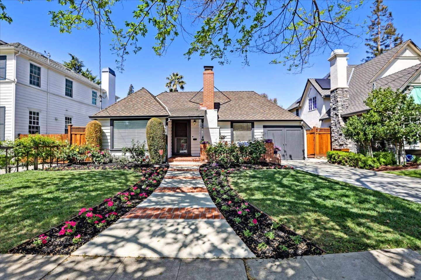 Neighborhood Neighborhood-85