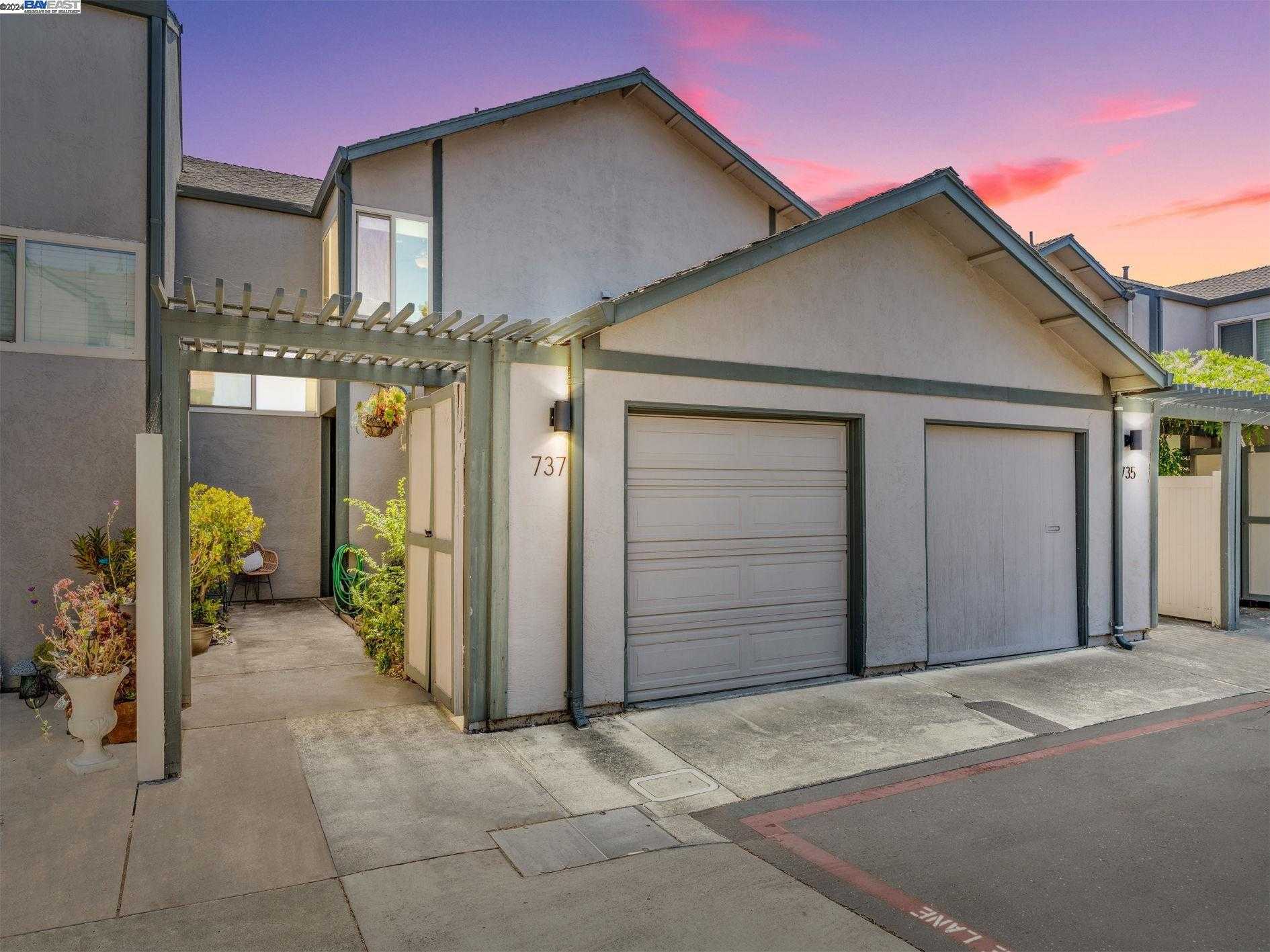 Neighborhood Neighborhood-2