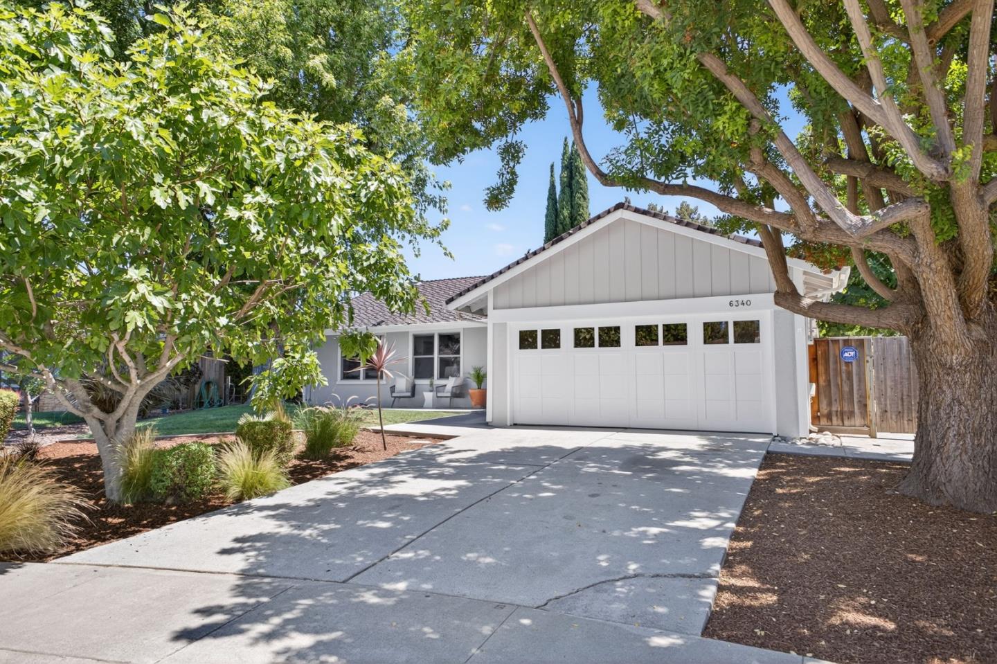 Neighborhood-2