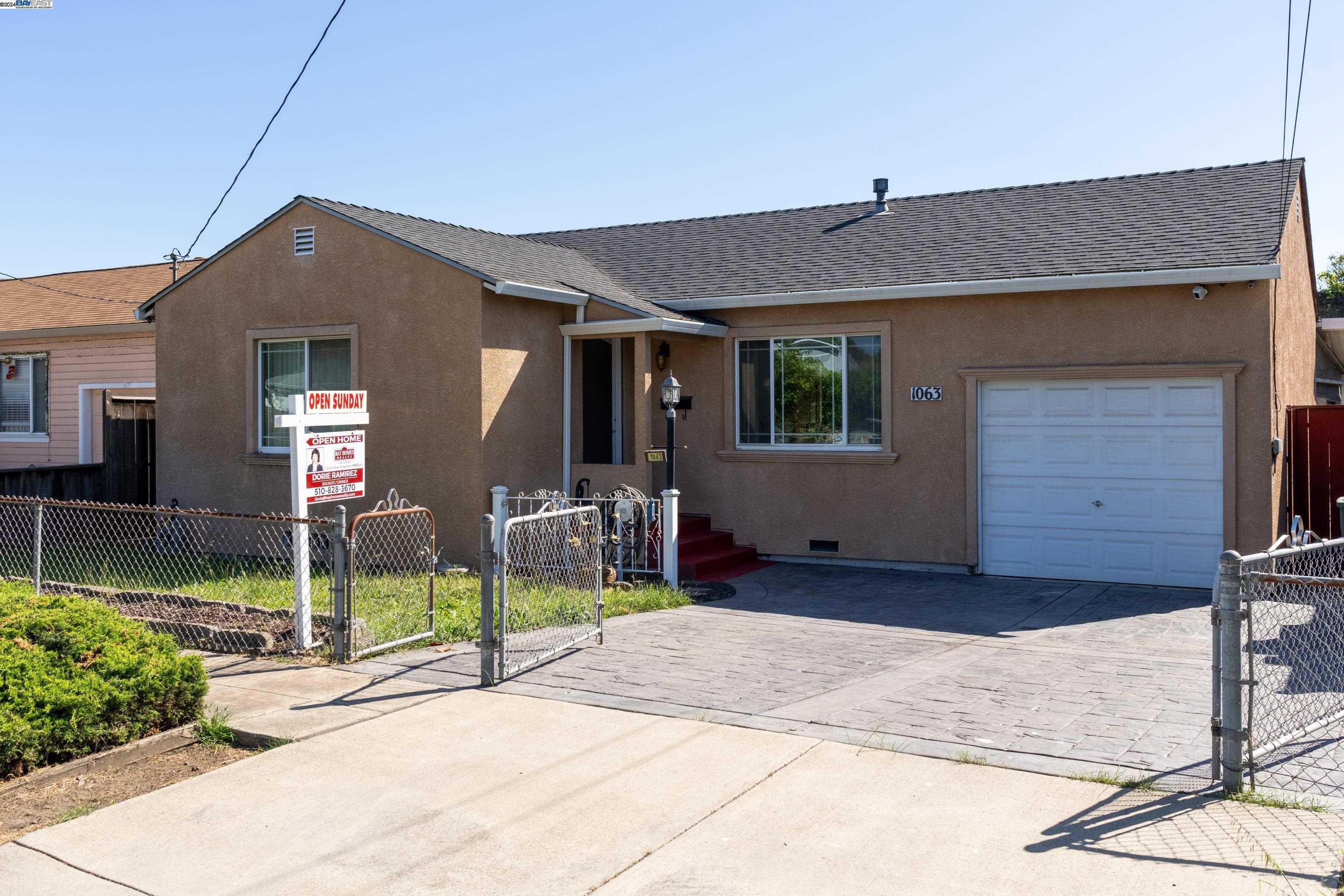 Neighborhood Neighborhood-16