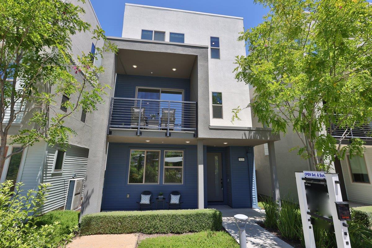 Neighborhood Neighborhood-4