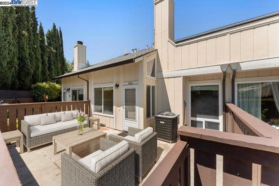 Neighborhood Neighborhood-29