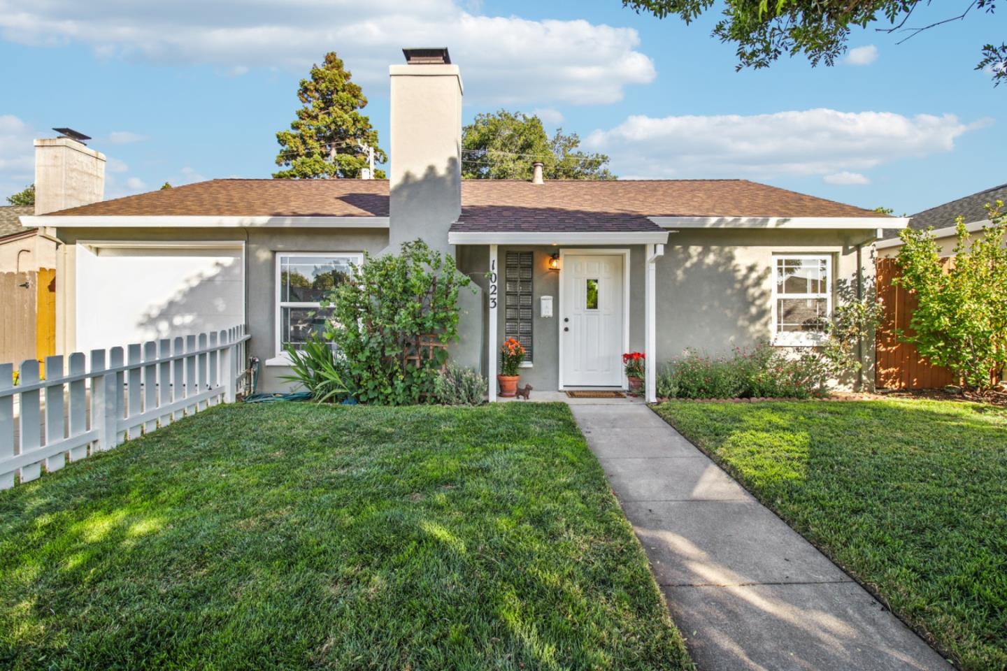 Neighborhood Neighborhood-6