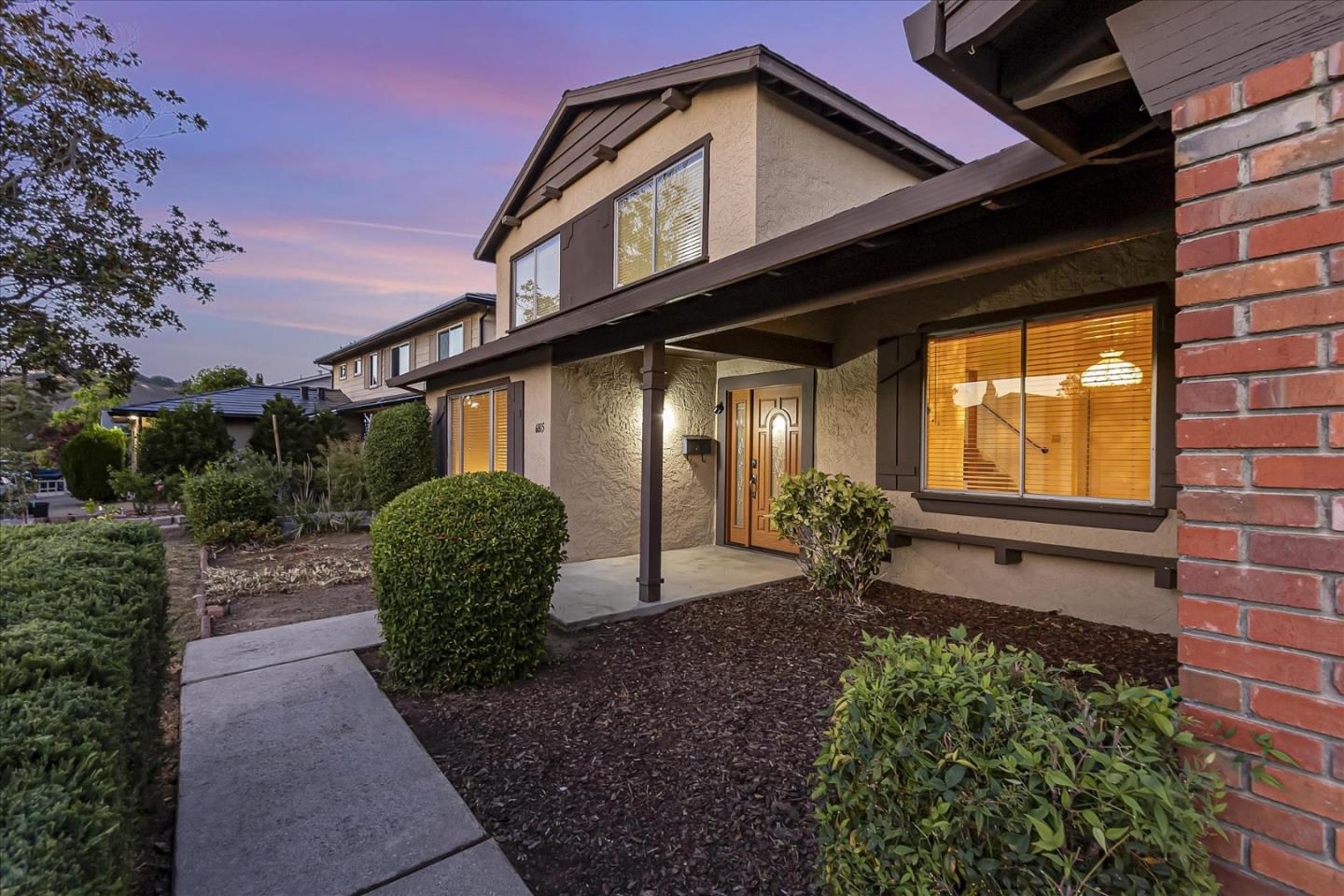 Neighborhood Neighborhood-26