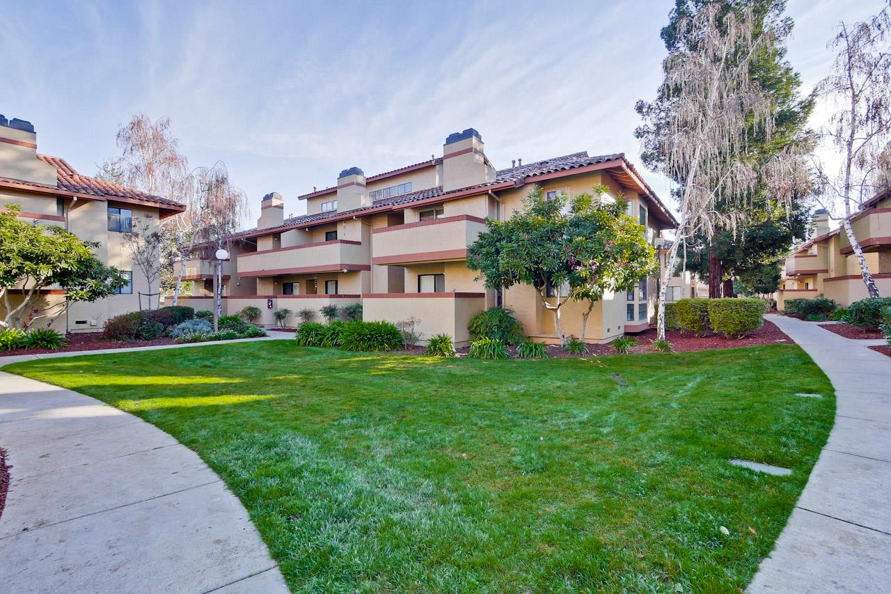 Neighborhood Neighborhood-25