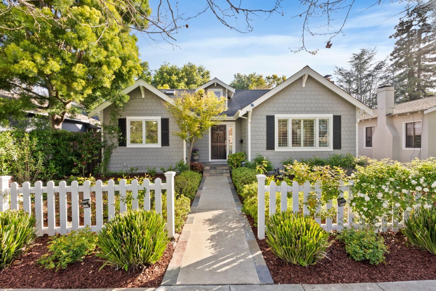 Neighborhood Neighborhood-7