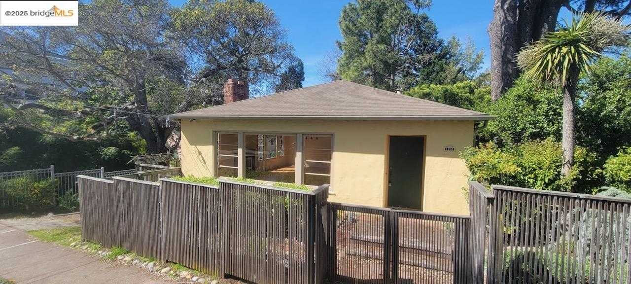 Neighborhood Neighborhood-5