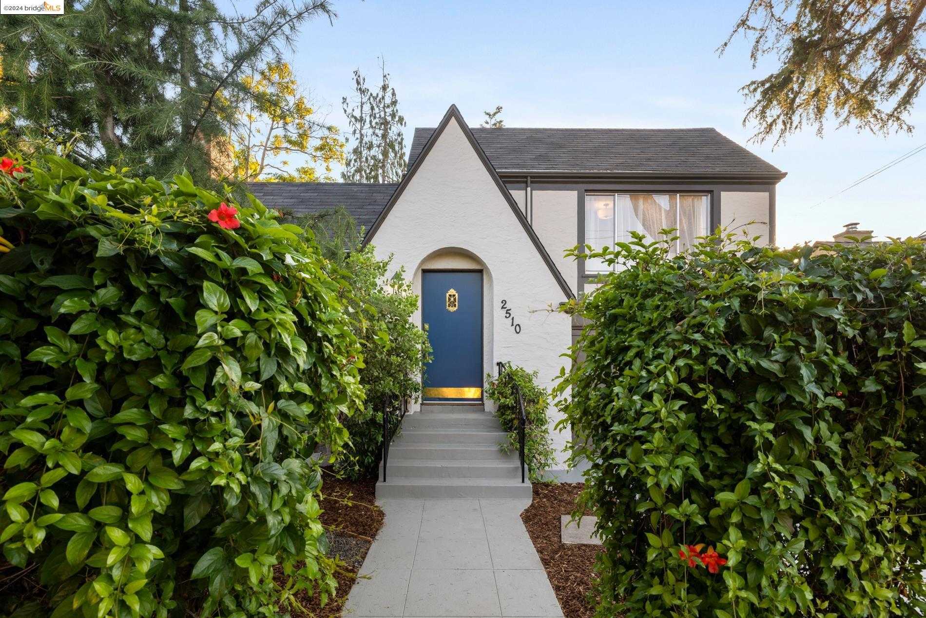 Neighborhood Neighborhood-5